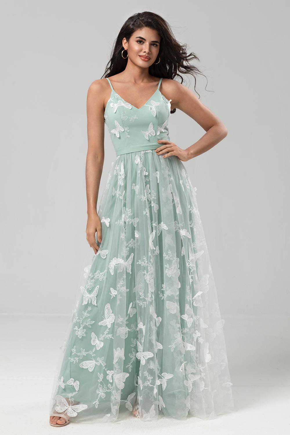 Robe de Demoiselle d'Honneur Longue Matcha à Bretelles Fines avec Appliques Captured Your Heart