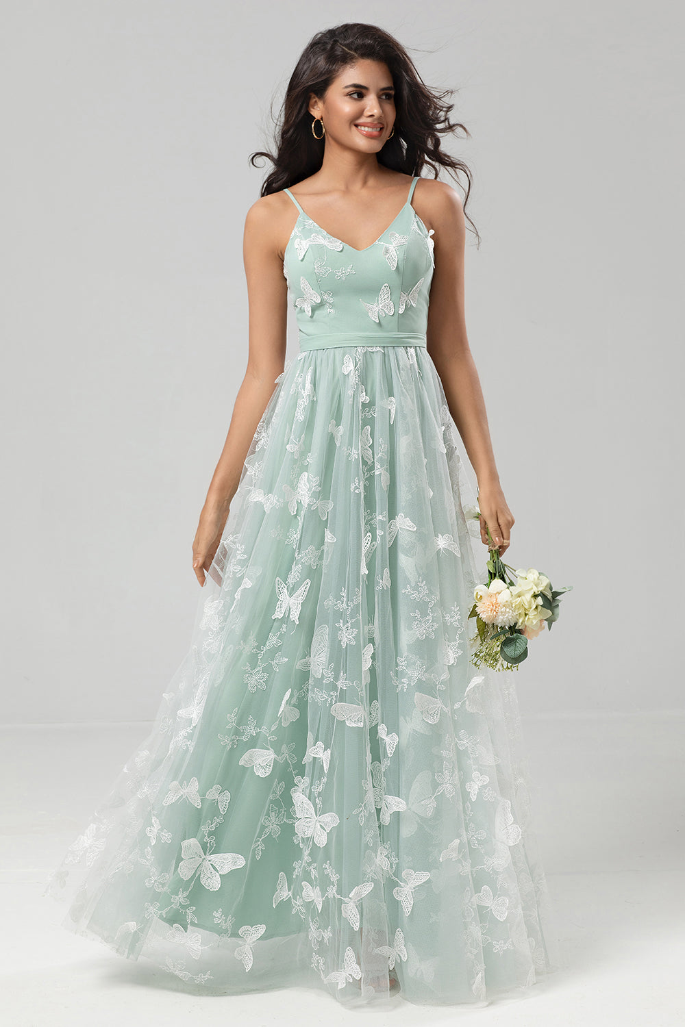 Robe de Demoiselle d'Honneur Longue Matcha à Bretelles Fines avec Appliques Captured Your Heart