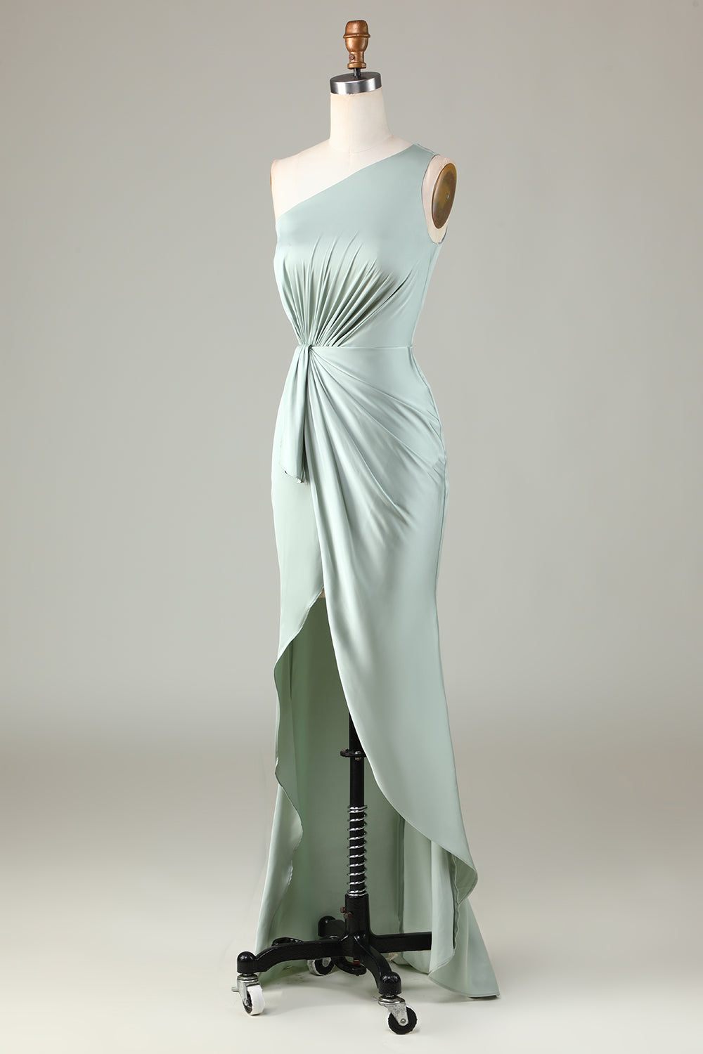 Robe de demoiselle d'honneur asymétrique matcha à volants