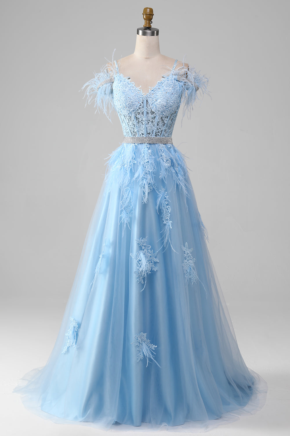 Robe de bal bustier bleu clair coupe trapèze avec strass et appliqués