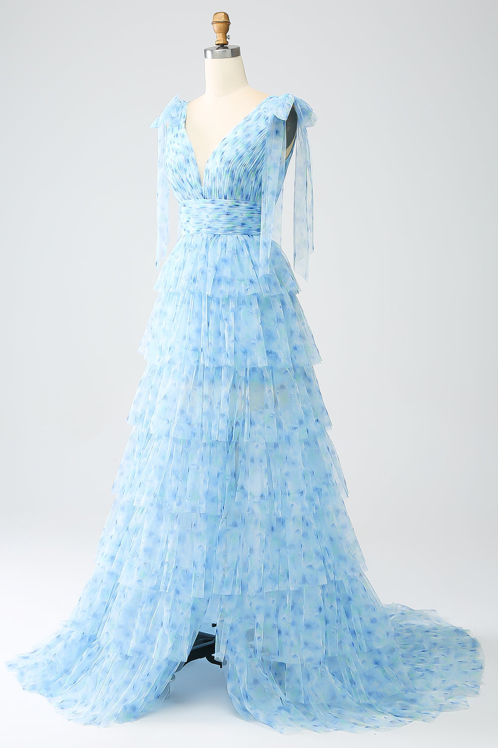 Robe de bal trapèze bleu clair à encolure en V et volants