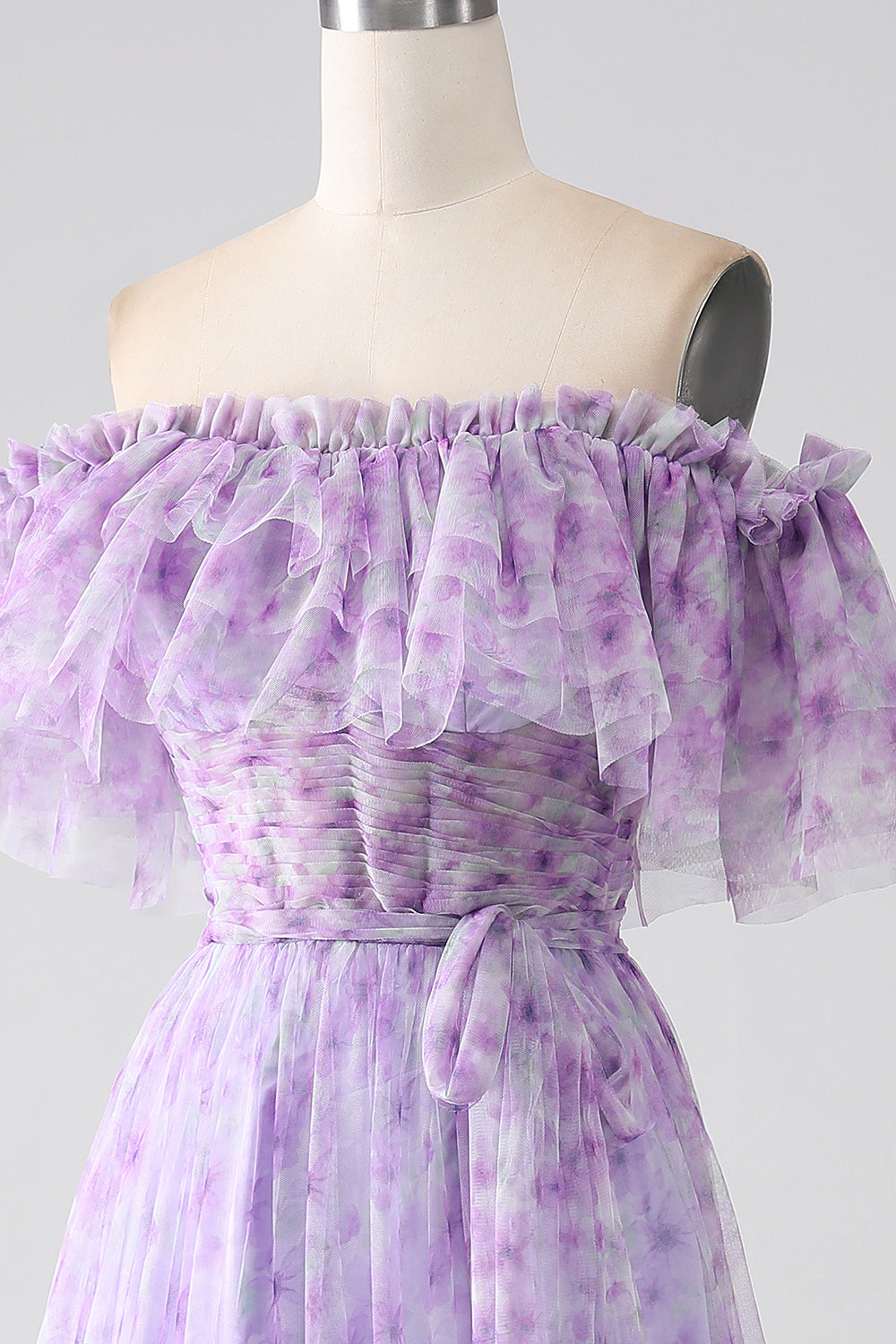 Robe de bal longue lilas florale à volants et épaules dénudées