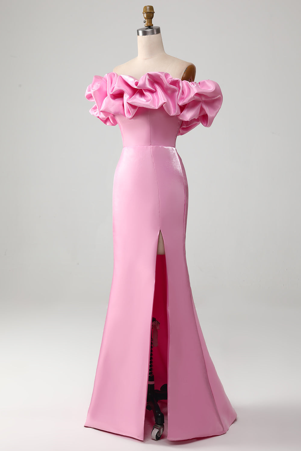Robe de bal sirène rose à épaules dénudées avec volants
