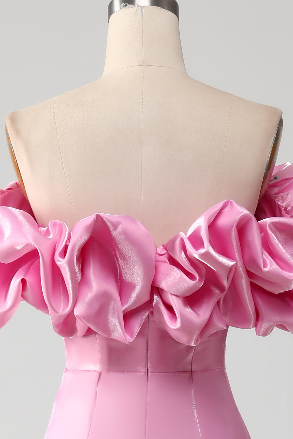 Robe de bal sirène rose à épaules dénudées avec volants