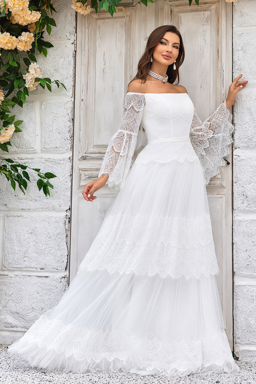 Robe de mariée Ivory Sweep Train à manches évasées