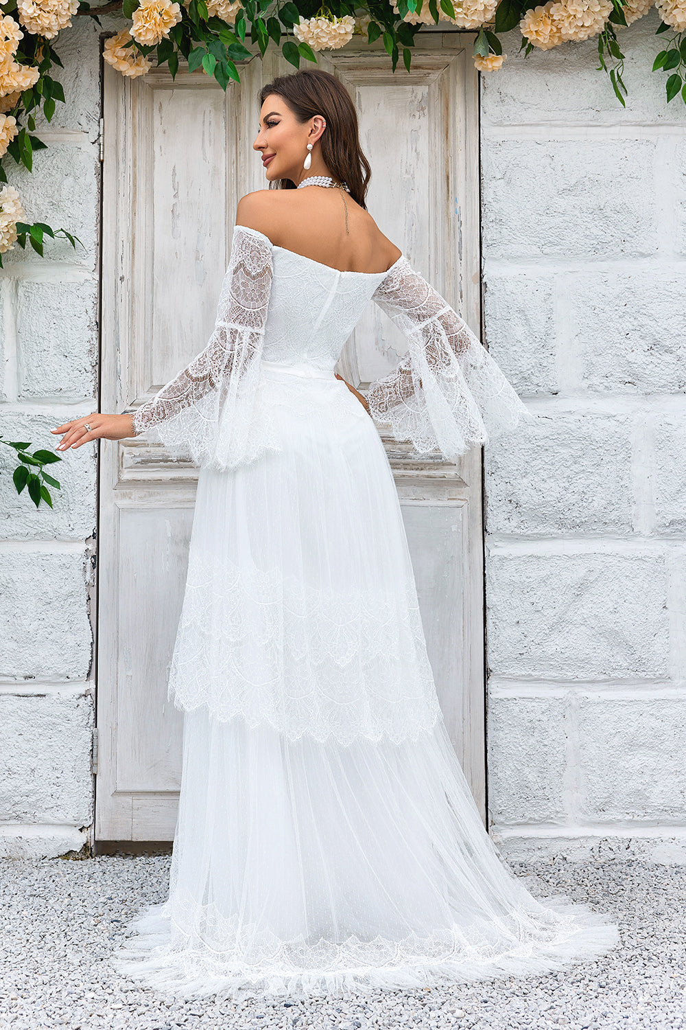 Robe de mariée Ivory Sweep Train à manches évasées