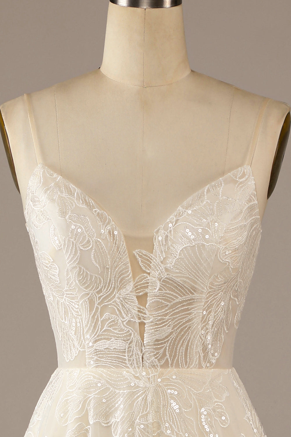 Robe de mariée Sparkly Apricot en dentelle avec traîne Sweep
