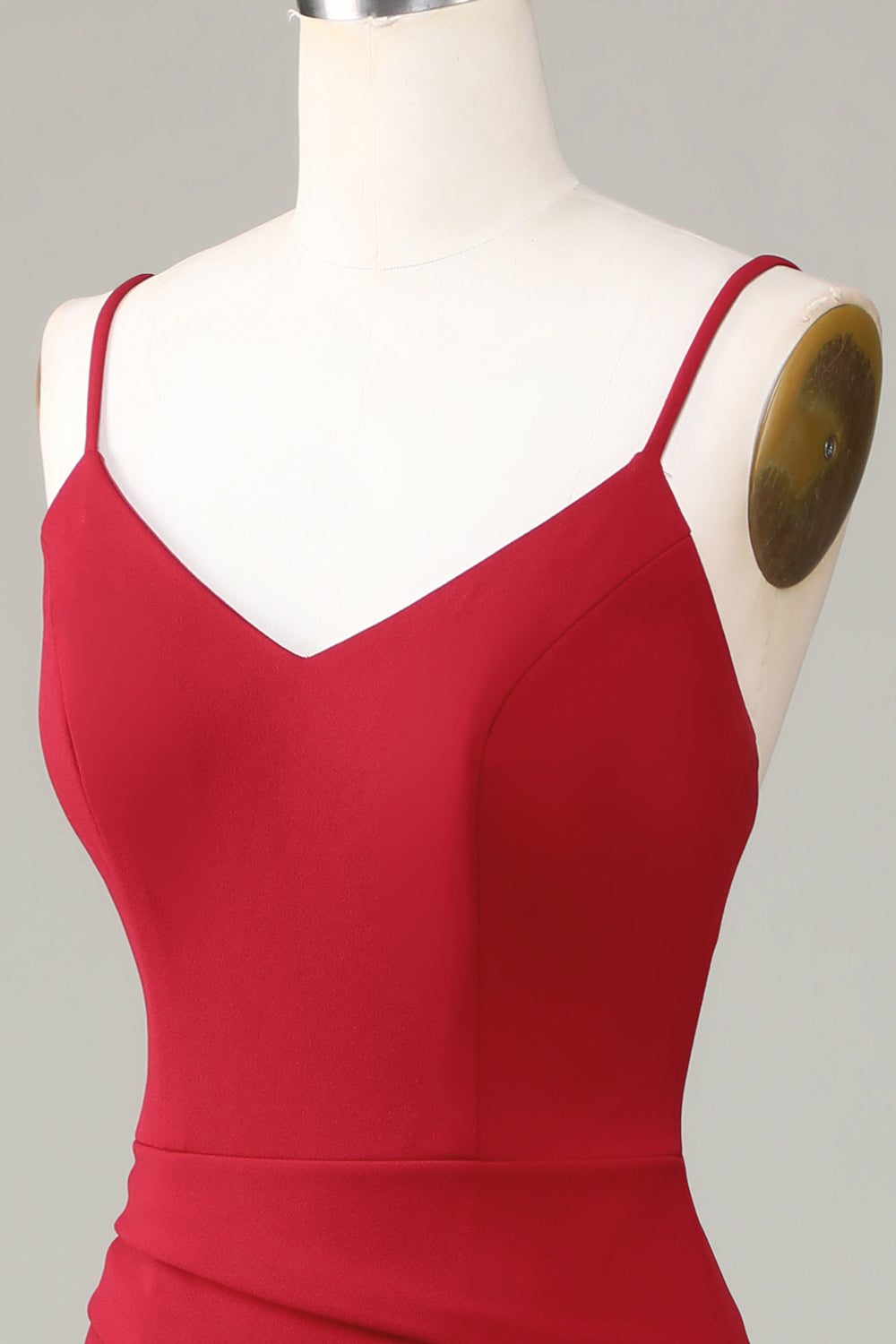 Robe de demoiselle d'honneur bordeaux sans manches à fines bretelles et fente