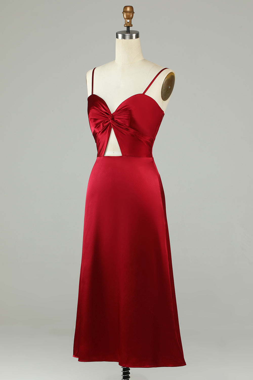 Robe de demoiselle d'honneur évidée bourgogne à bretelles spaghetti