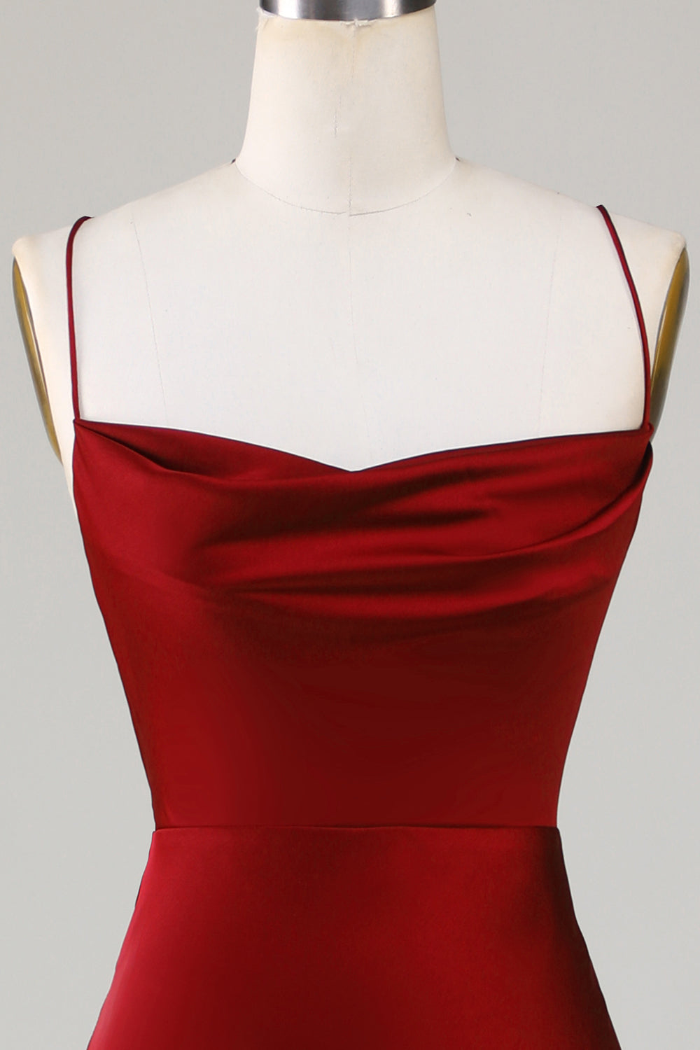 Robe longue de demoiselle d'honneur bordeaux fendue à lacets au dos