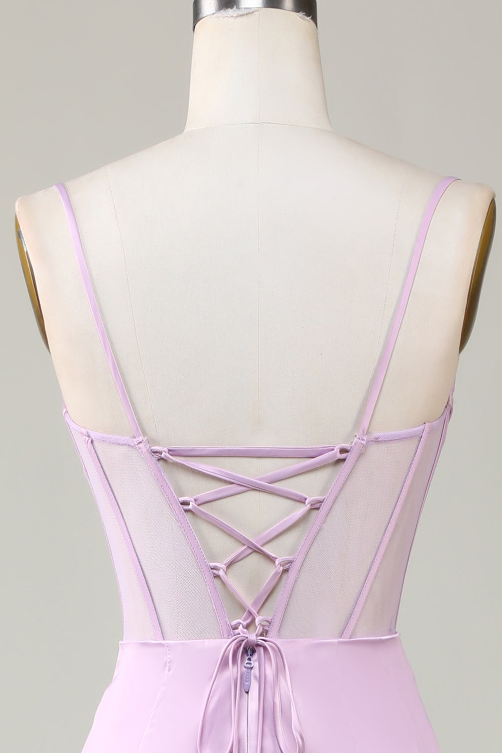Robe de demoiselle d'honneur longue sirène lilas à fines bretelles avec fente