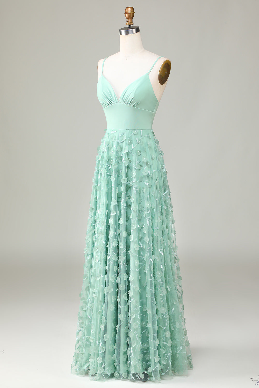 Robe de demoiselle d'honneur trapèze verte sans manches à fines bretelles