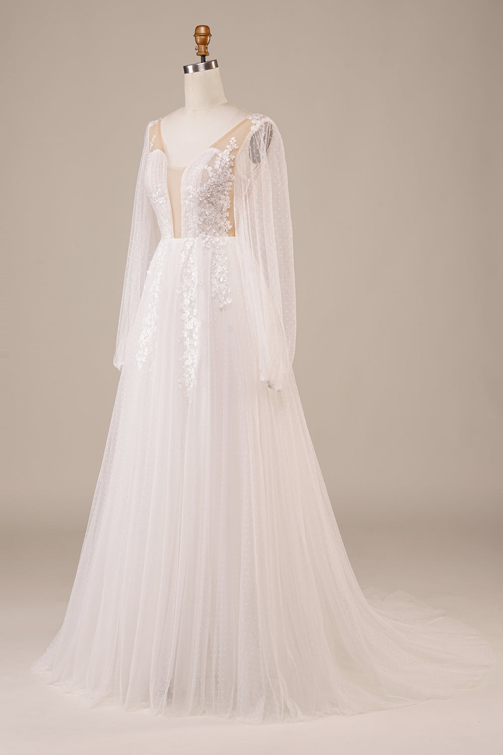Robe de mariée ivoire à manches longues, dos ouvert et appliques