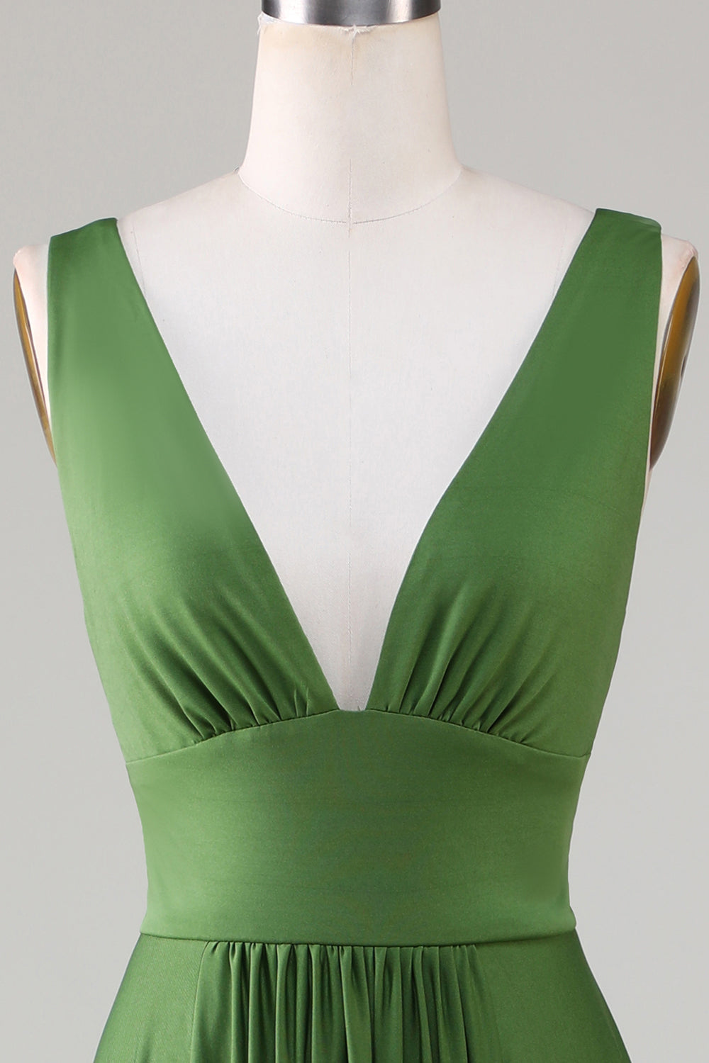 Robe longue de demoiselle d'honneur sans manches à col en V profond olive