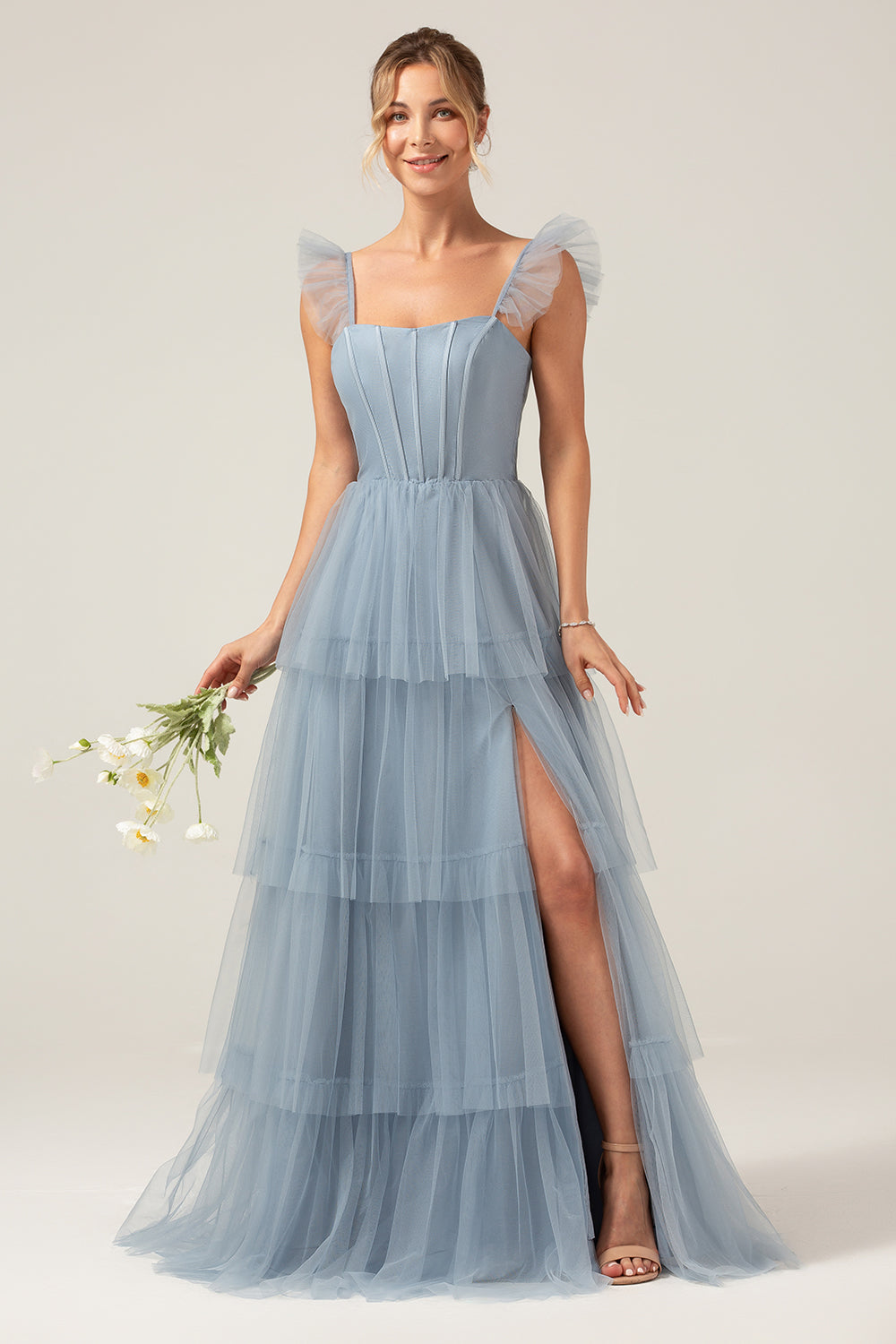 Robe longue de demoiselle d'honneur violette trapèze à volants avec bretelles amovibles