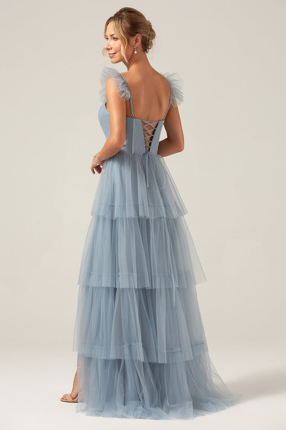 Robe longue de demoiselle d'honneur violette trapèze à volants avec bretelles amovibles