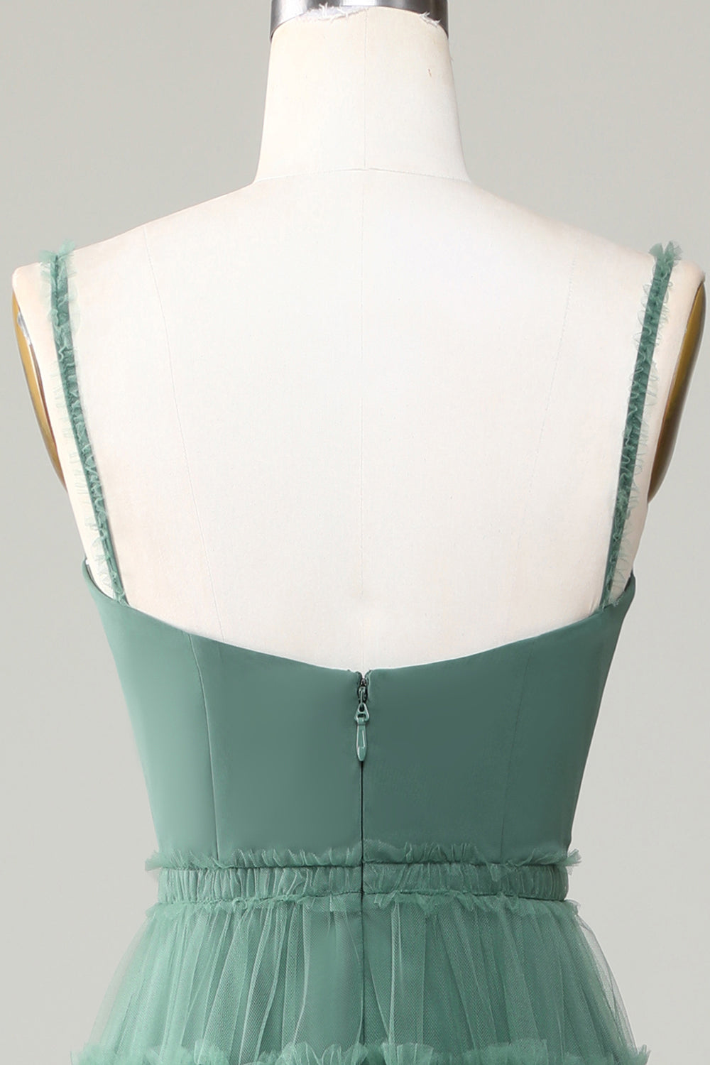 Robe de demoiselle d'honneur en tulle ligne A à fines bretelles Eucalyptus