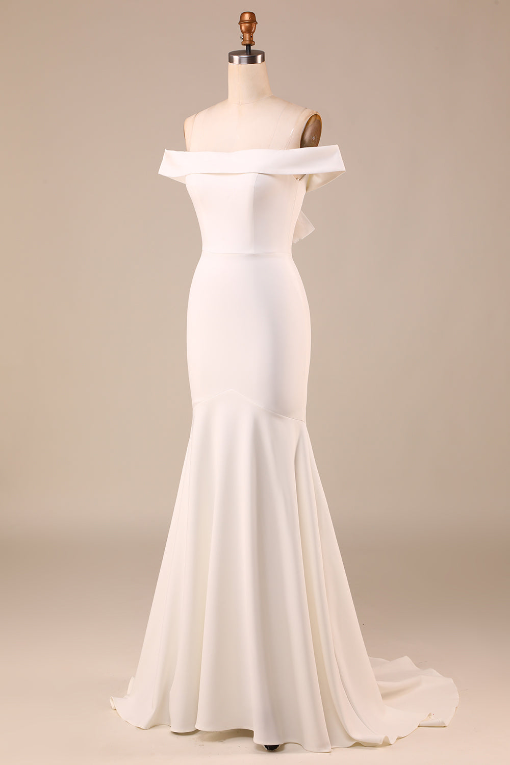 Robe de mariée longue en dentelle ivoire sirène avec laçage au dos
