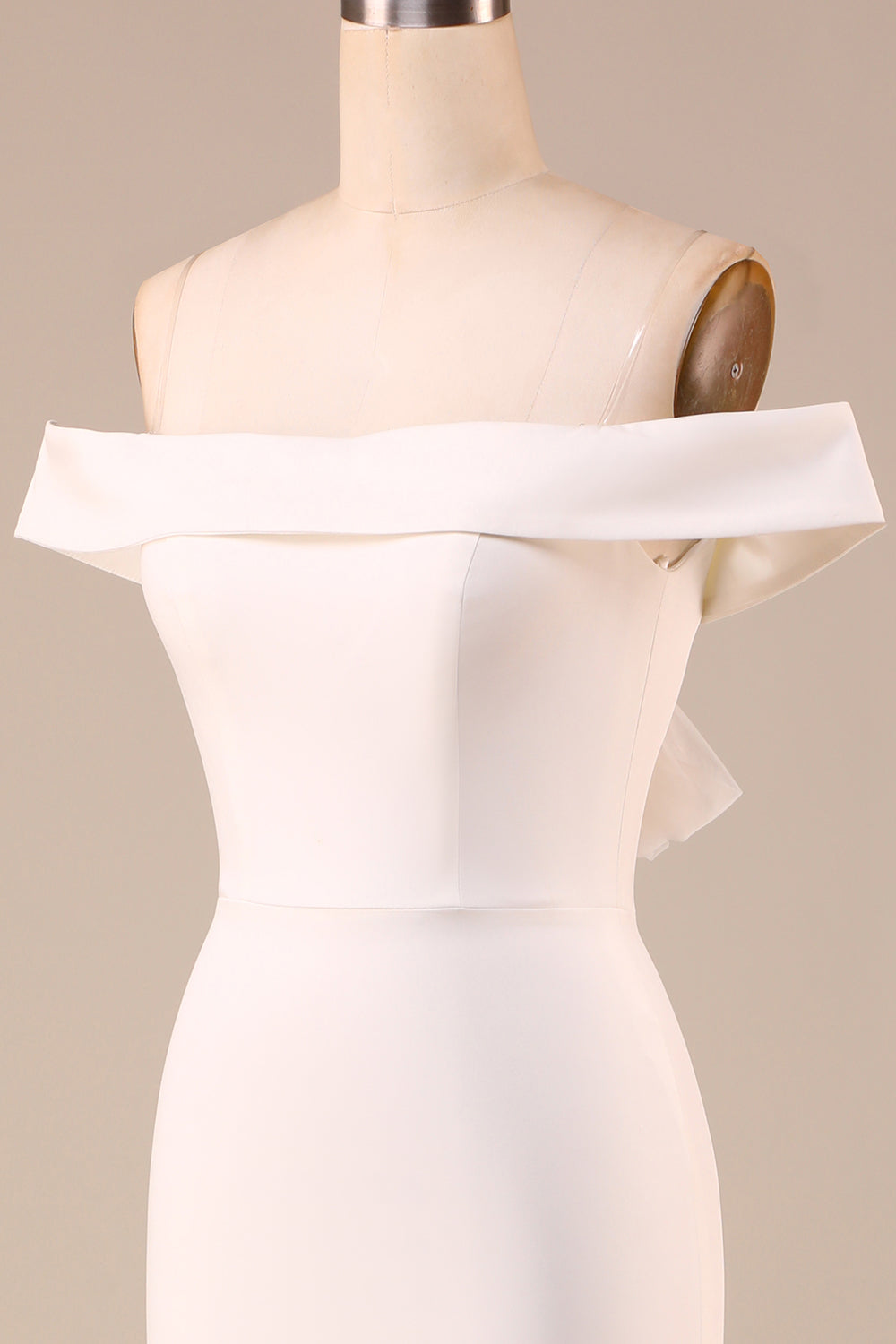 Robe de mariée longue en dentelle ivoire sirène avec laçage au dos