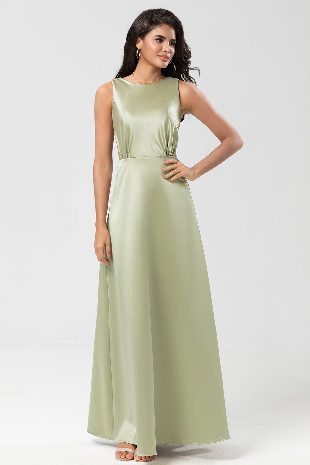 Robe de demoiselle d'honneur plissée en satin vert