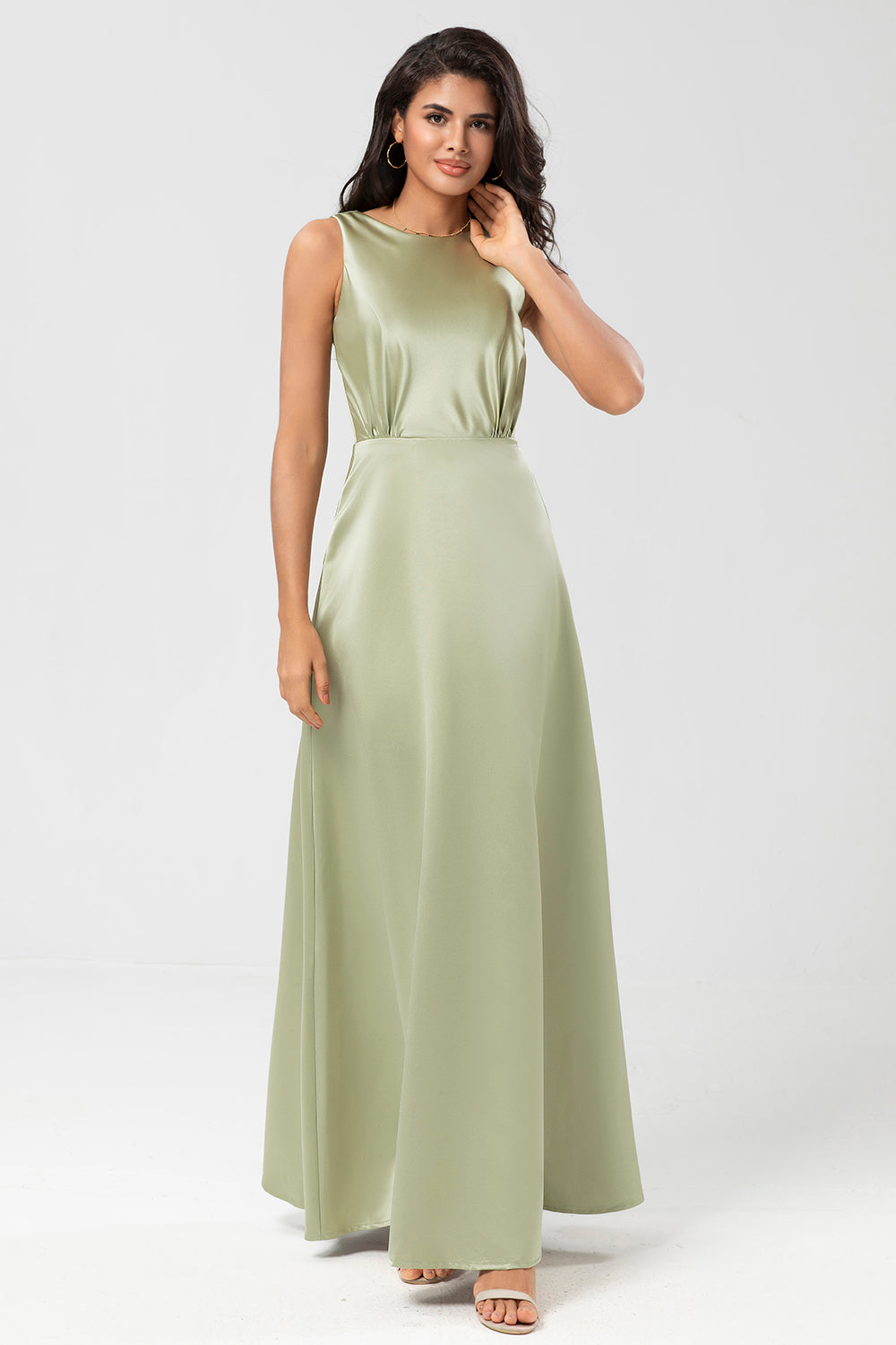 Robe de demoiselle d'honneur plissée en satin vert