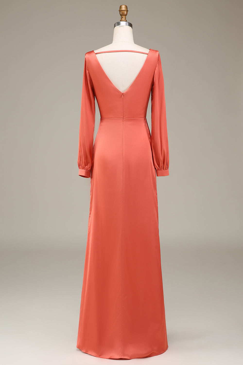Robe de demoiselle d'honneur trapèze en satin terracotta avec col en V et fente