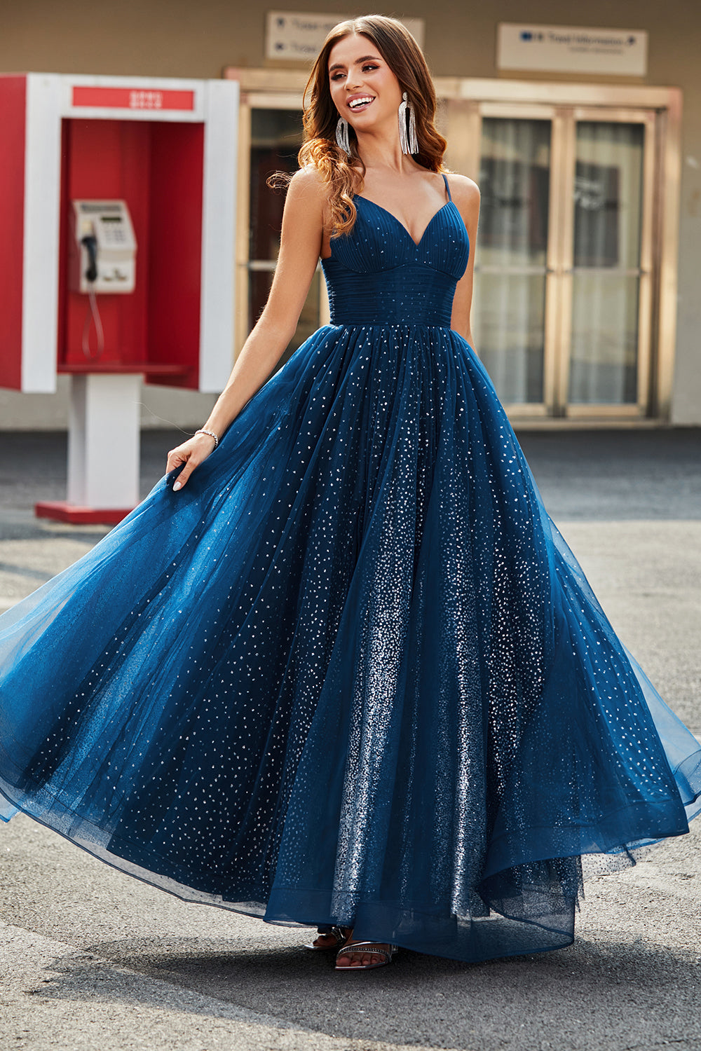 Robes de bal longues en tulle plissé, col en V, ligne A, orné de perles, bleu marine