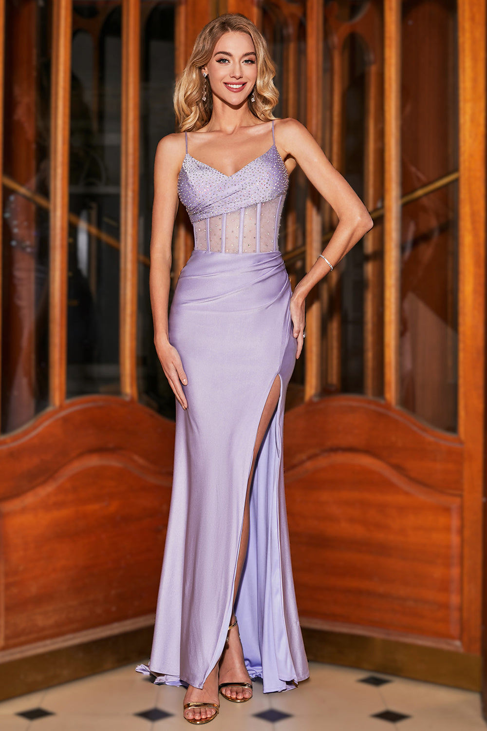 Robe de bal corset lilas tendance sirène à bretelles spaghetti avec fente sur le devant