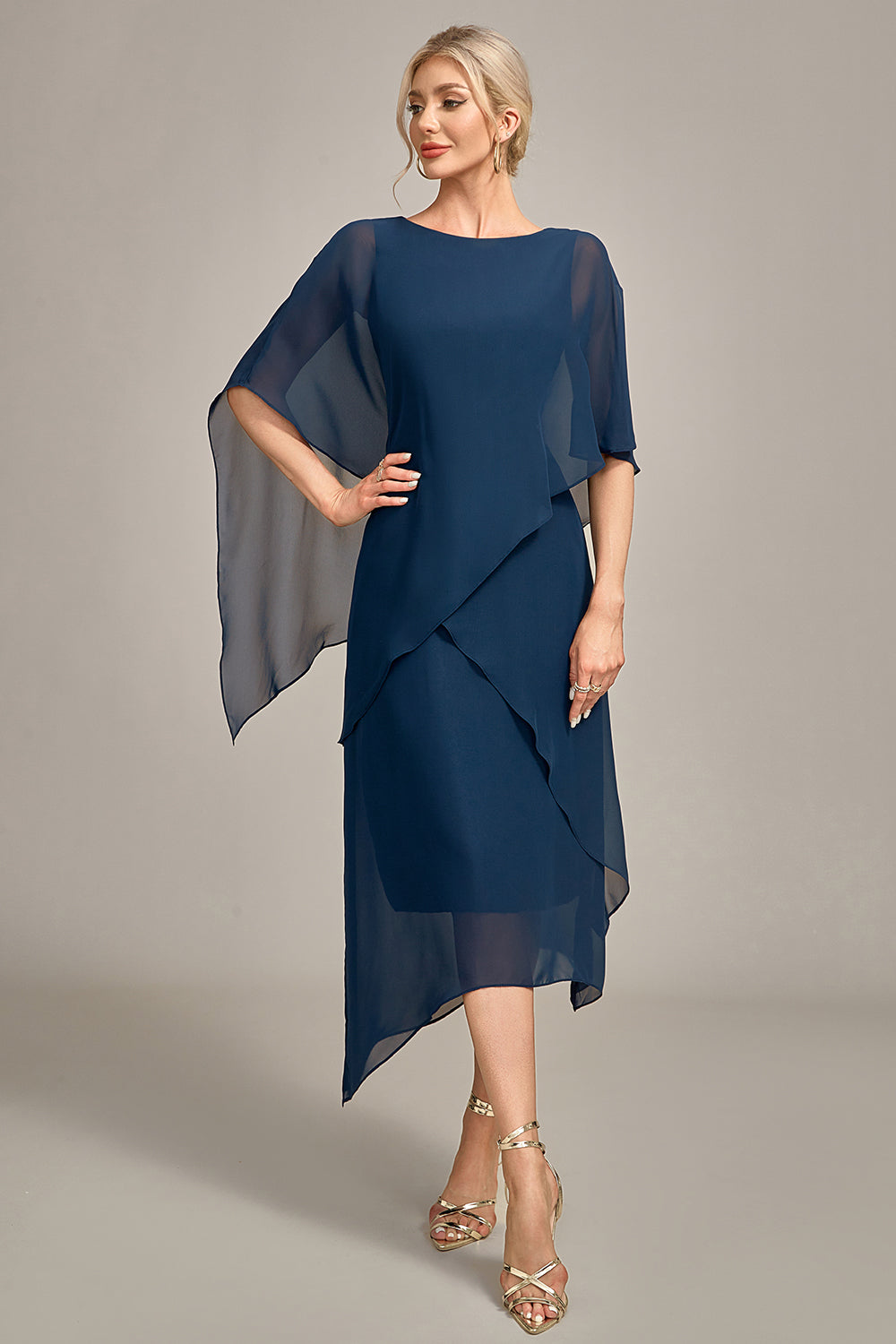 Robe de mère de la mariée trapèze en mousseline de soie bleu marine à encolure dégagée