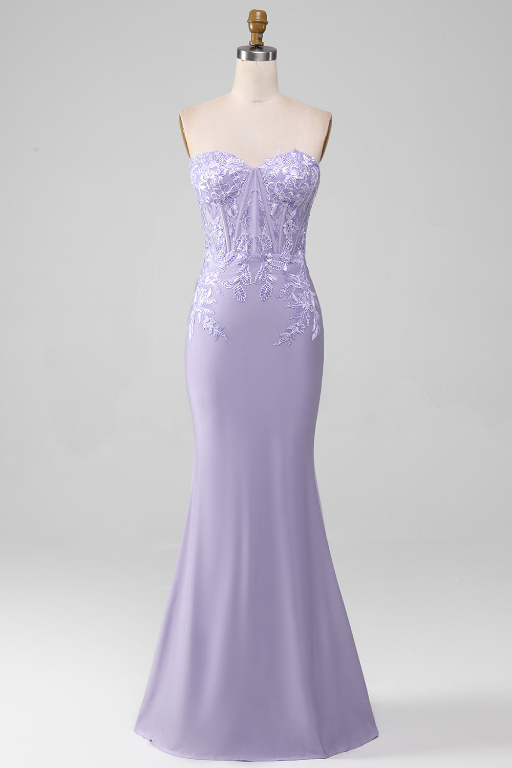 Robes de bal bustier fourreau lilas avec appliques en dentelle