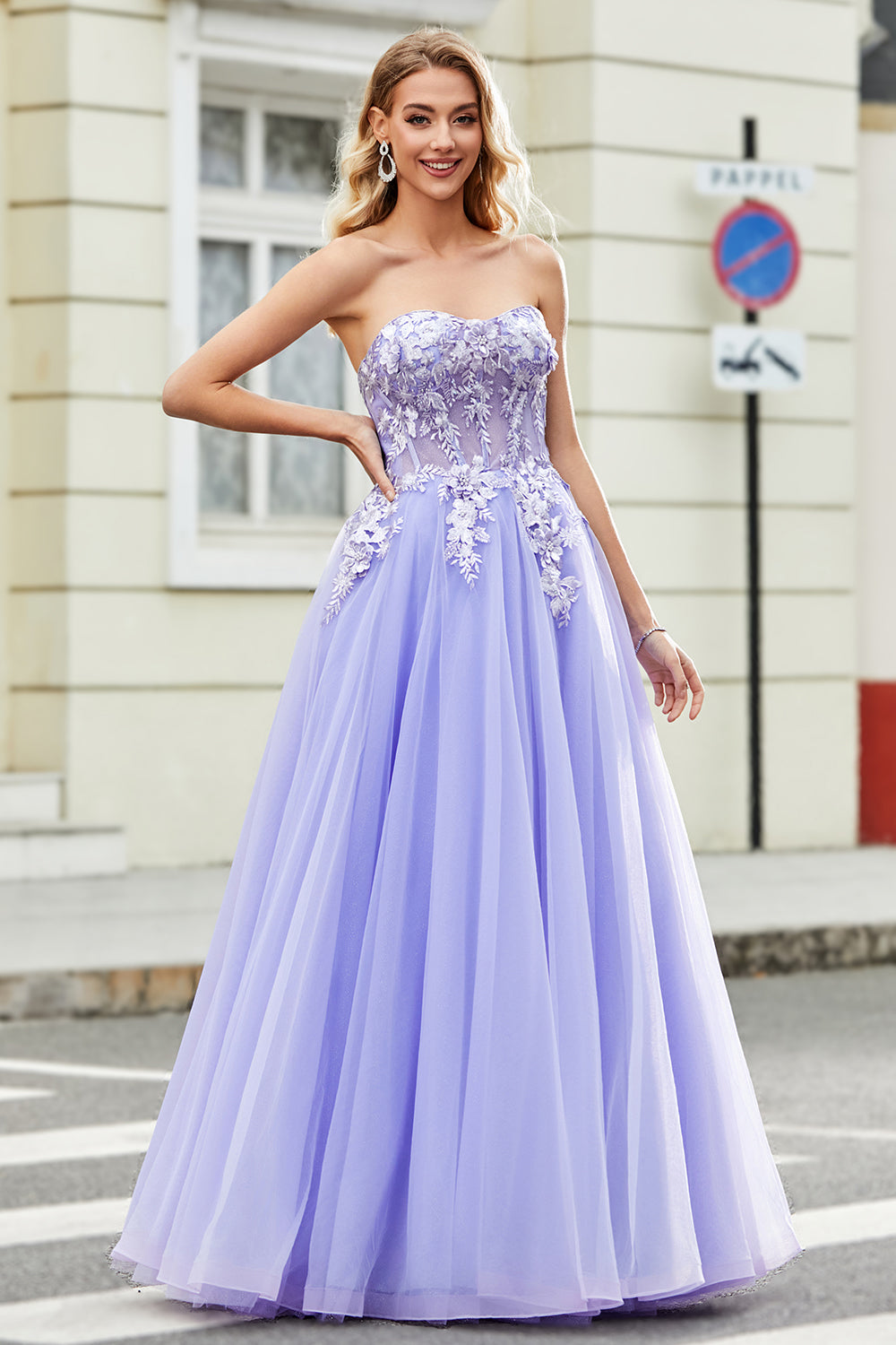 Magnifique Robe de Bal Lavande Corset Droite Épaules Dénudées avec Appliques