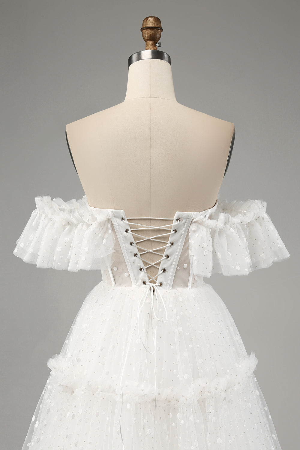 Robe de mariée bustier en tulle coupe évasée ivoire