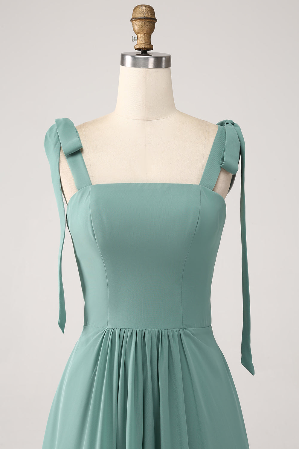 Robe longue de demoiselle d'honneur plissée en mousseline verte coupe trapèze