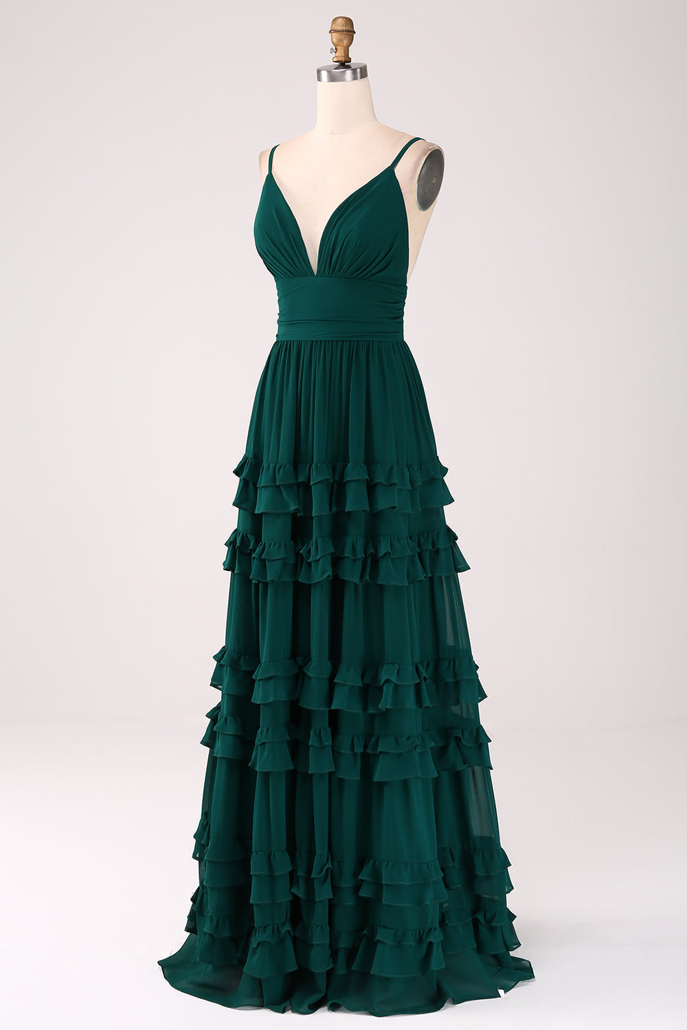 Robe de bal plissée à plusieurs niveaux avec fines bretelles