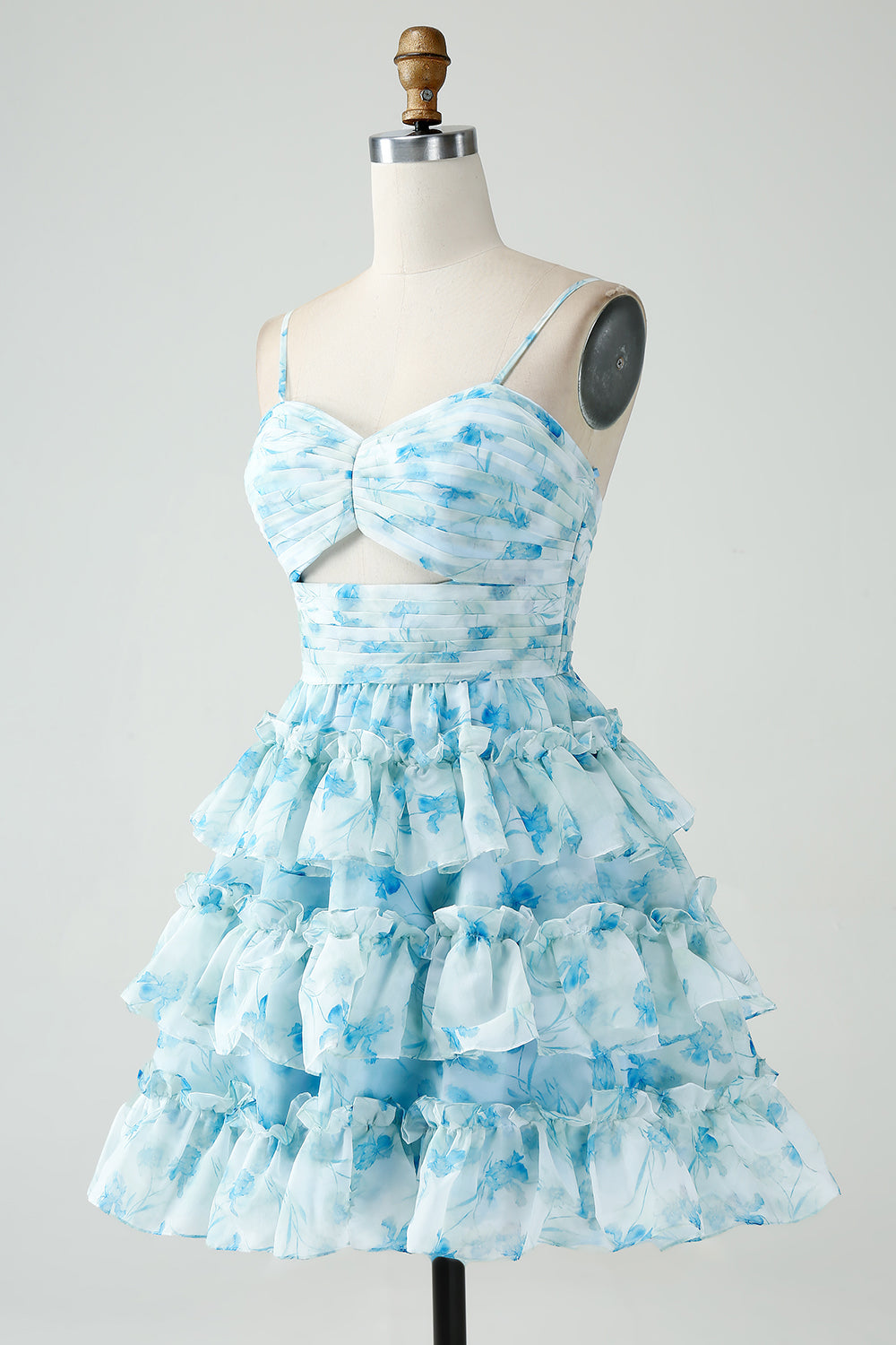 Robe courte de bal de fin d'année florale bleue à bretelles spaghetti et à volants de forme trapèze