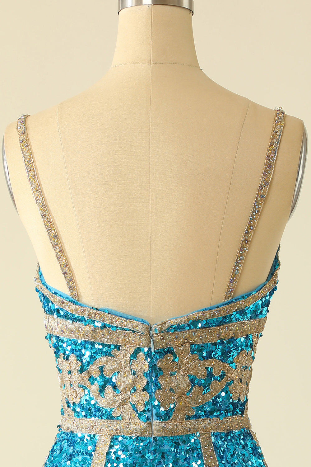 Robe de bal courte à paillettes bleu lac avec franges