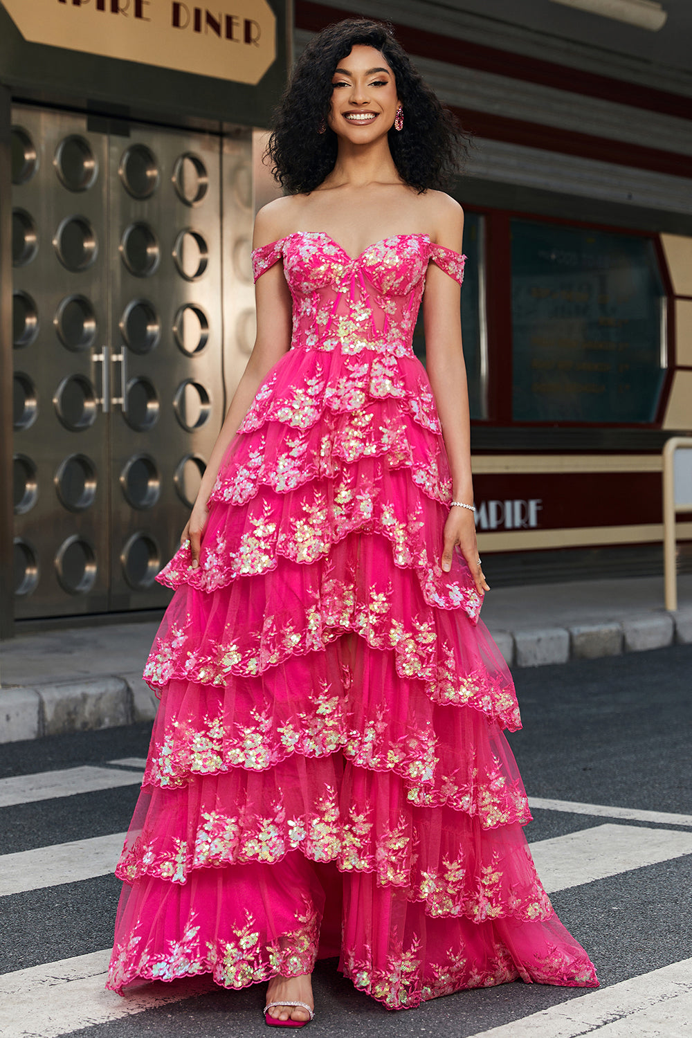 Vestido de Fiesta Largo Rosa con Hombros Descubiertos, Línea A, Princesa, con Aplicaciones