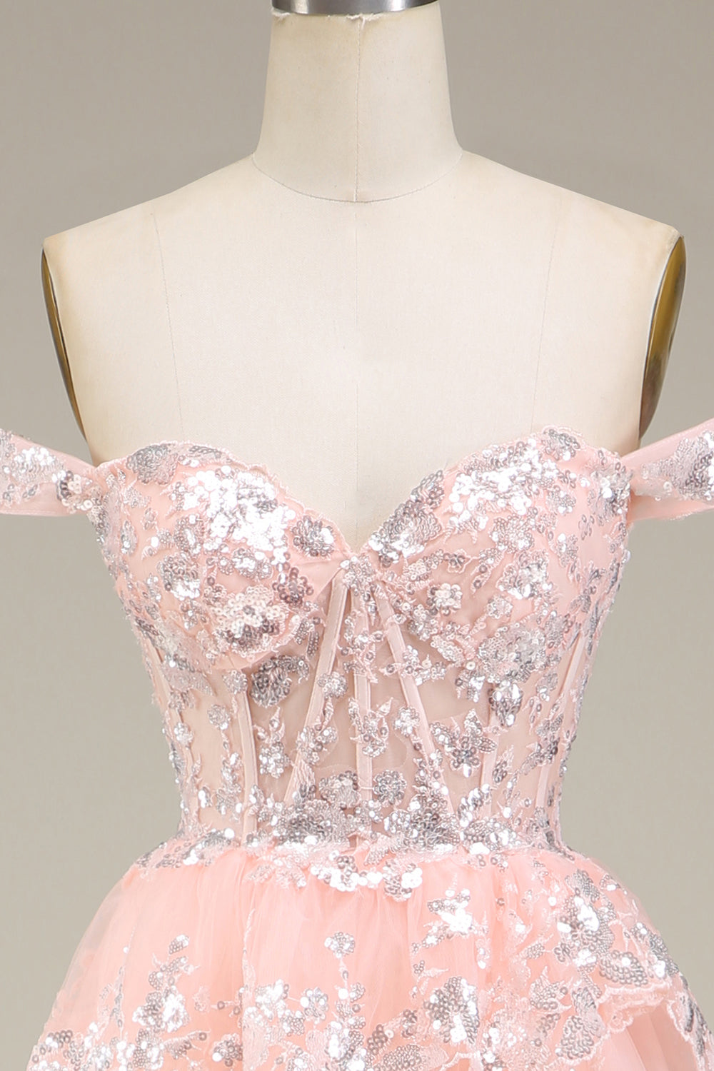 Robe de mariée bustier à volants en dentelle blanche pailletée avec fente