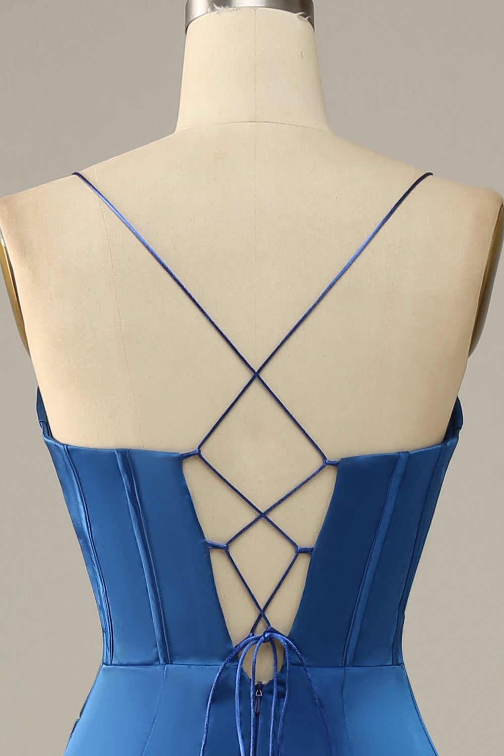 Robe de bal sirène vert foncé à fines bretelles