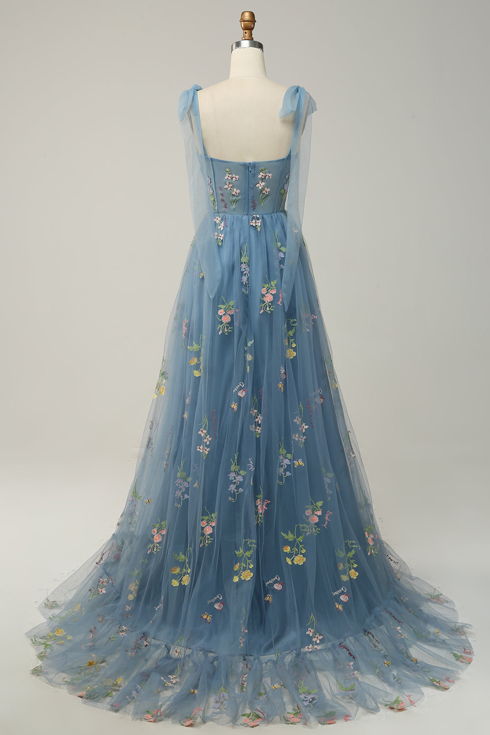 Robe de bal longue en tulle brodé gris-bleu à corset évasé
