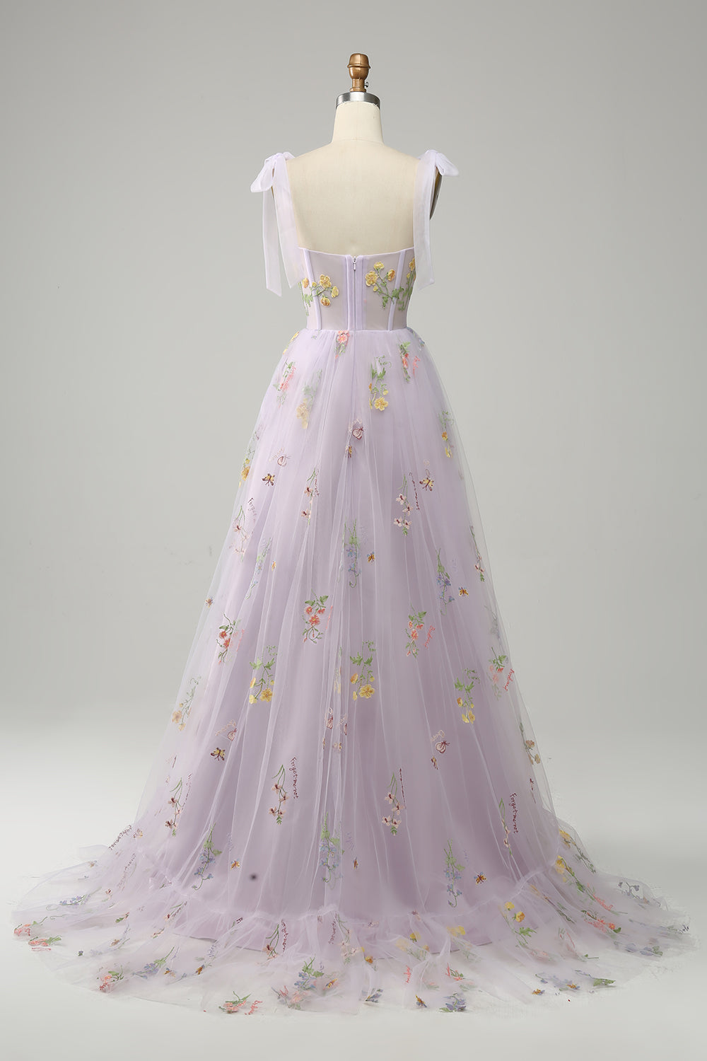 Robe de bal longue en tulle brodé gris-bleu à corset évasé