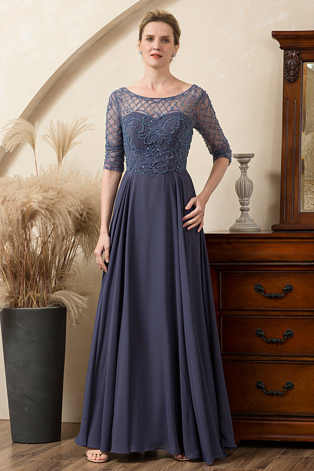 Robe de Mère de la Mariée Bleu Gris Pailletée et Brodée de Perles