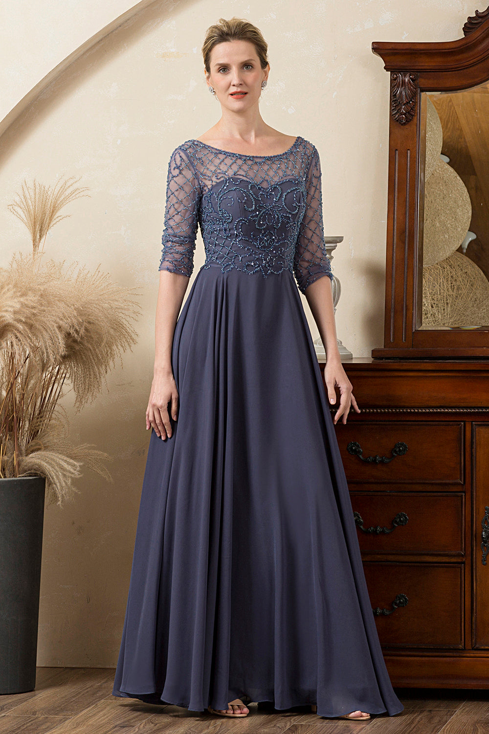 Robe de Mère de la Mariée Bleu Gris Pailletée et Brodée de Perles
