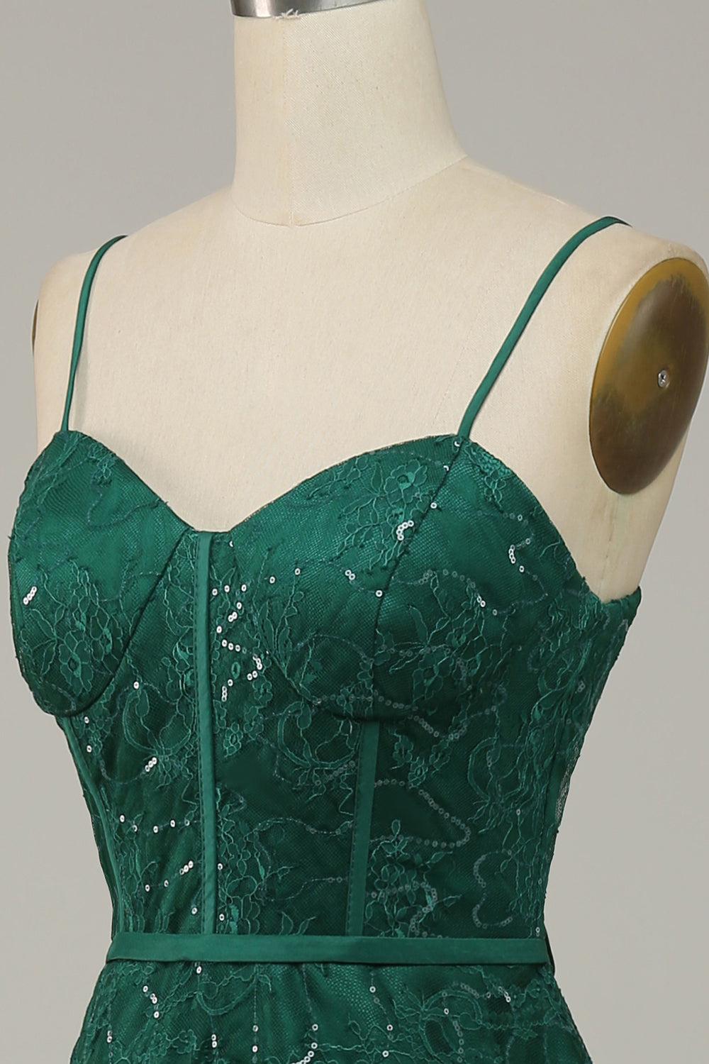 Robe de bal corset vert foncé en dentelle à fines bretelles