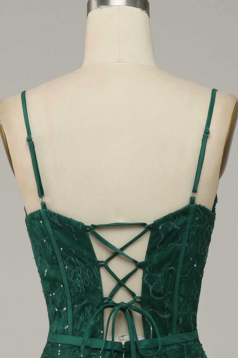 Robe de bal corset vert foncé en dentelle à fines bretelles