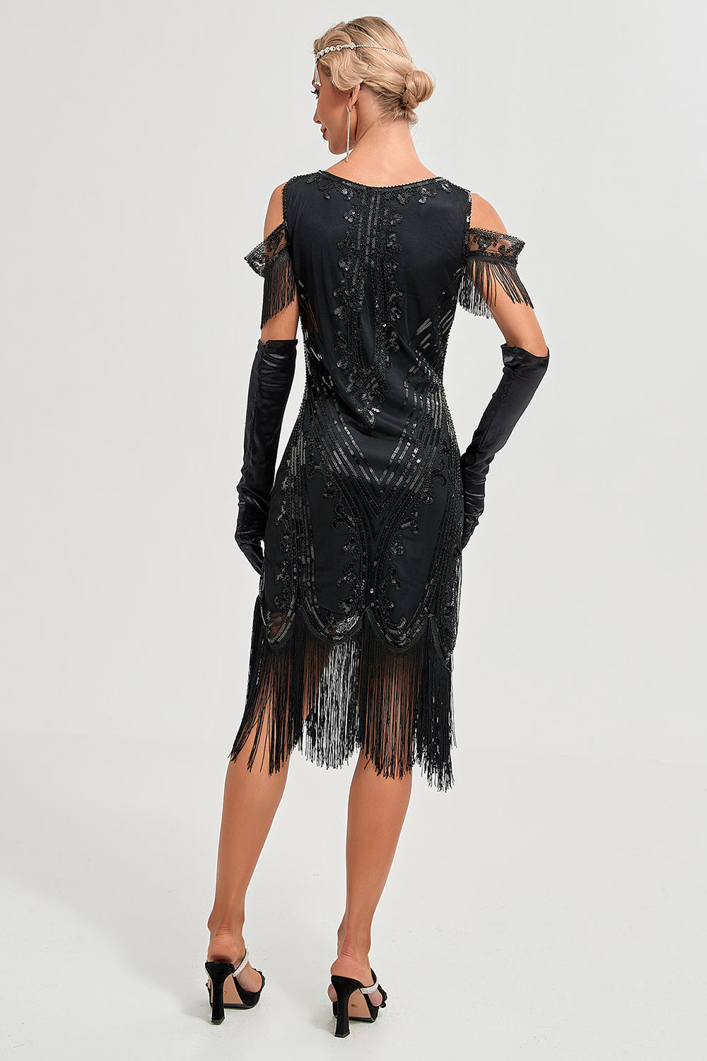 Robe Gatsby années 20 noire à épaules dénudées, sequins et franges