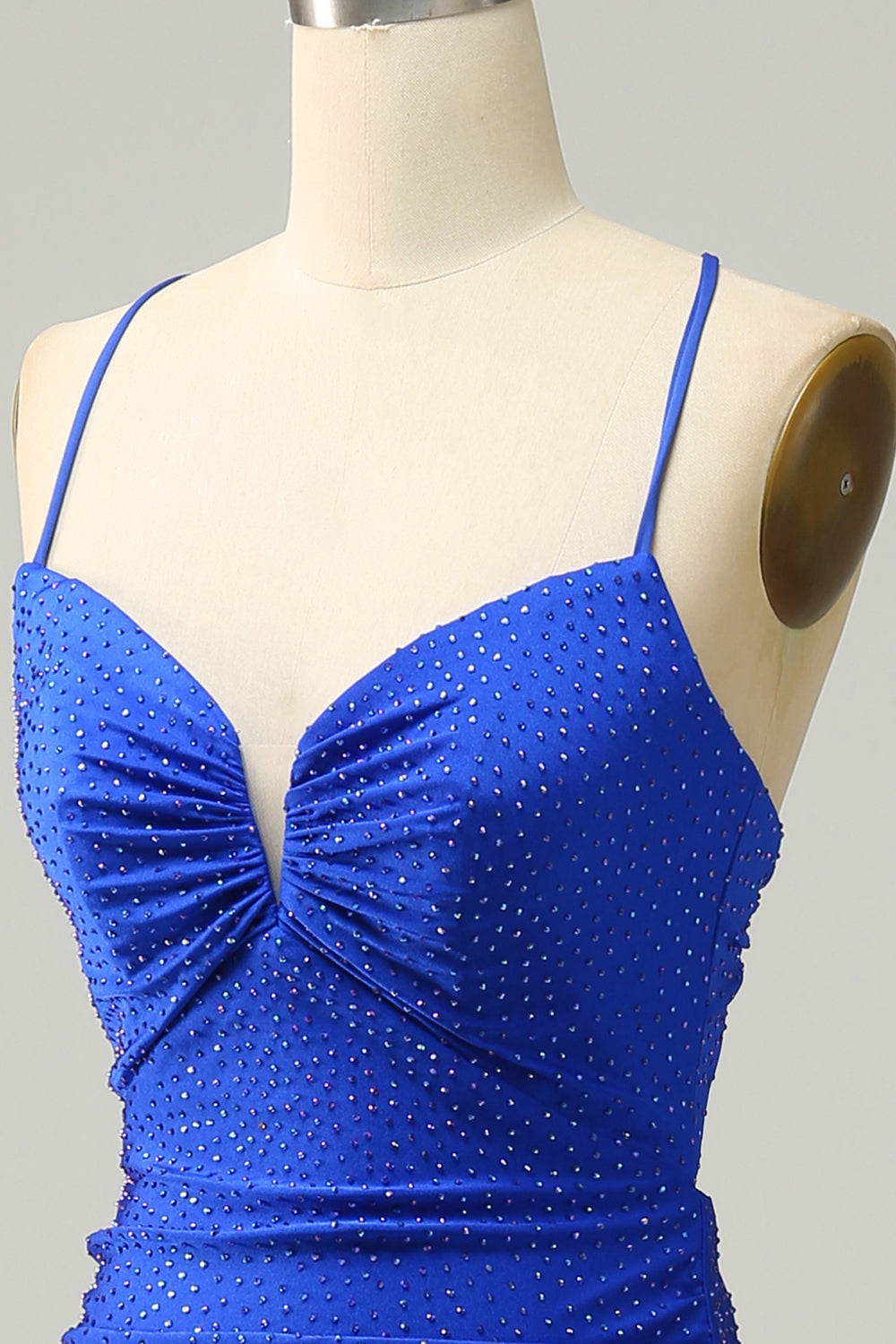 Robe de bal longue sirène bleu roi à bretelles spaghetti et perles