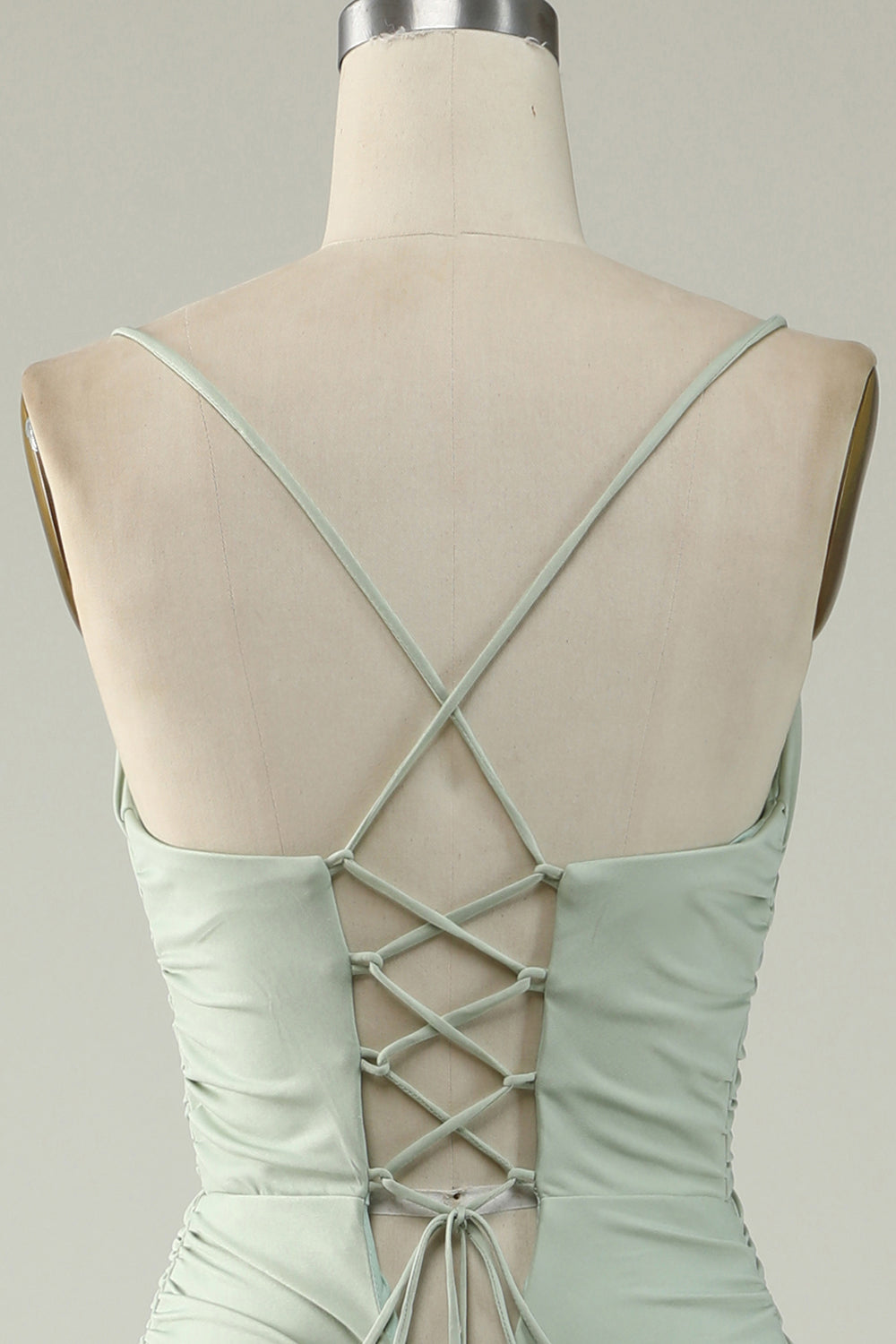 Robe de soirée longue grise sirène à bretelles spaghetti avec dos croisé