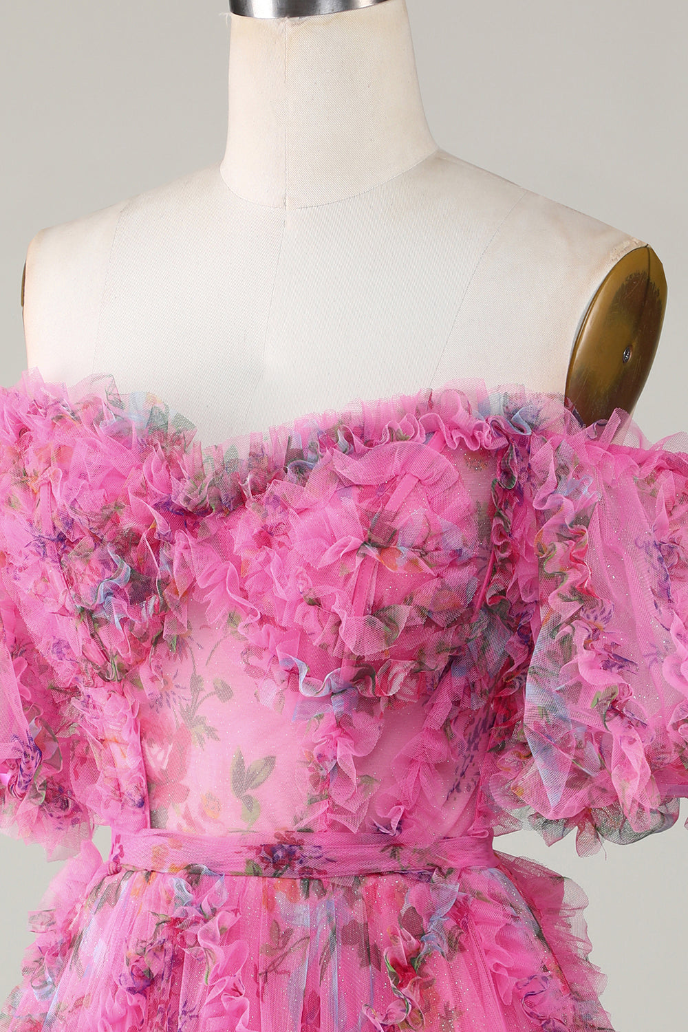 Magnifique robe de bal courte en tulle fuchsia, ligne A, épaules dénudées et manches courtes