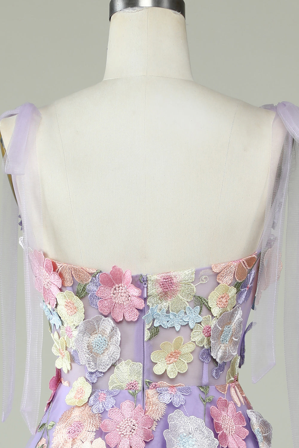 Robe de bal courte trapèze avec corset bleu et fleurs 3D